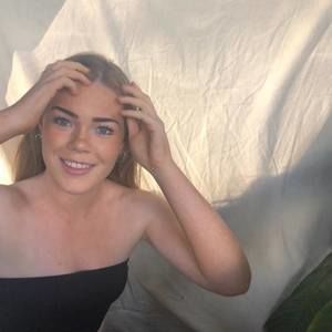 Meet your Posher, Evie